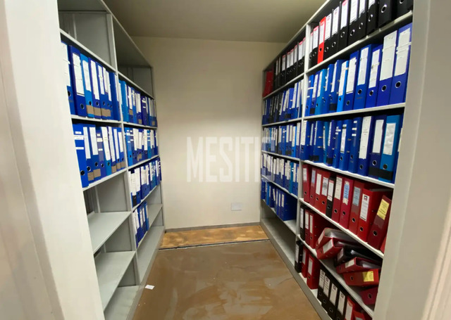 office-8acab5d1-b7d5-4749-9c91-77857d9b39c2_Wtr.png