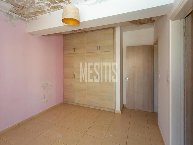 detachedHouse-217353e8-e2bb-491a-ae9d-67c7fc884007_Wtr.jpg