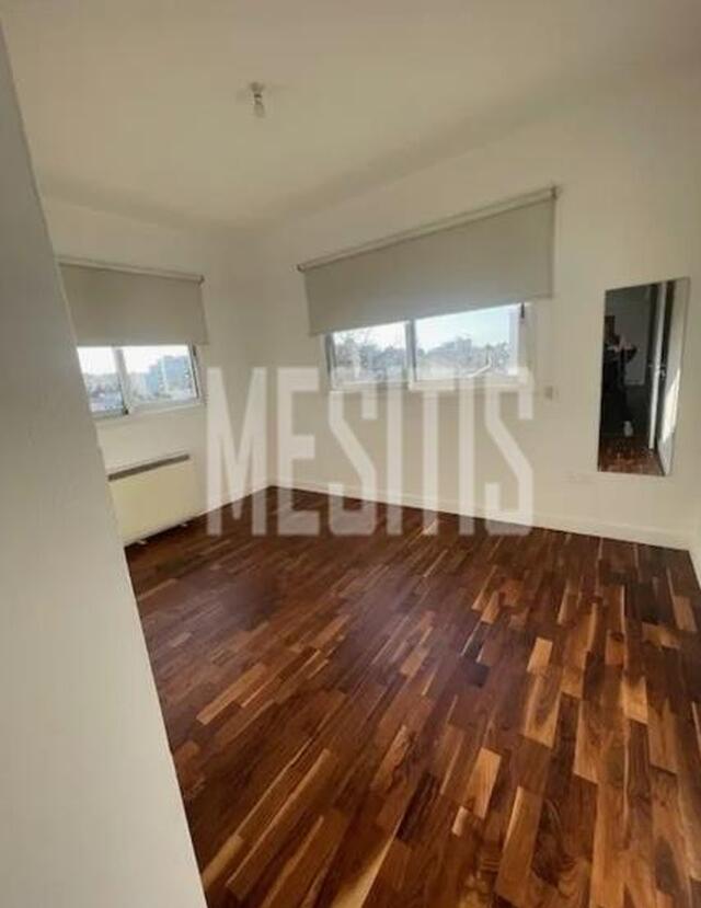 apartment-cfa48a1d-e7bd-47bc-9731-7495d401a7f0_Wtr.jpg