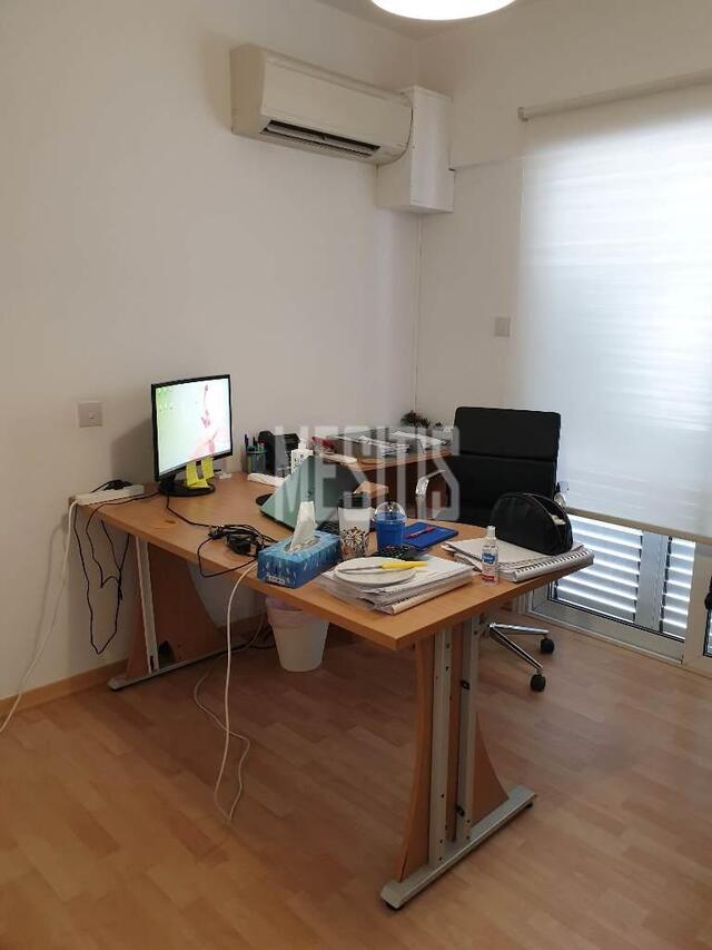 office-c13c55bb-7881-4068-9401-15041136af6f_Wtr.jpeg