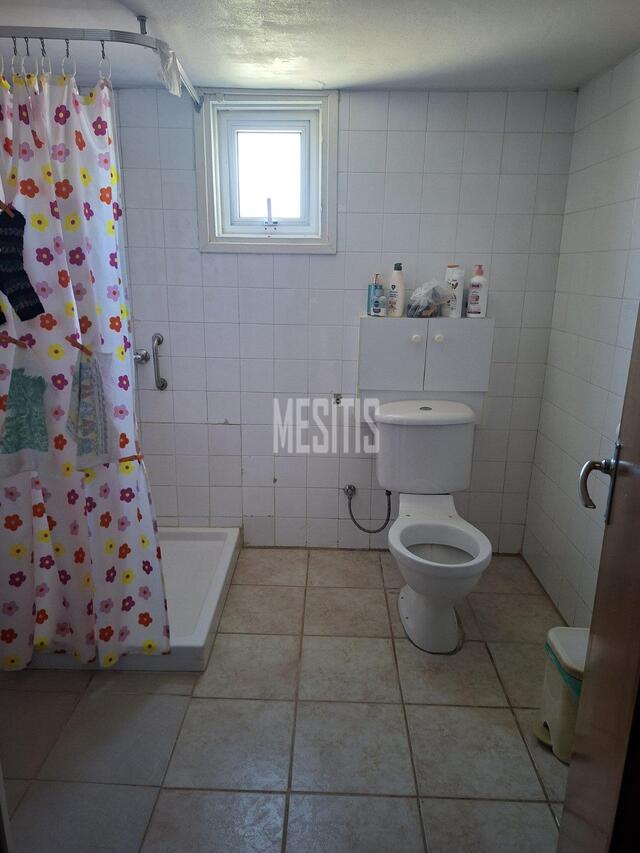 detachedHouse-d93af26c-a468-4451-bf2c-24f13c547a6e_Wtr.jpg