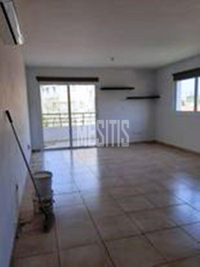 apartment-33f63dca-bd70-49c4-be4b-d0090dc4731b_Wtr.jpeg