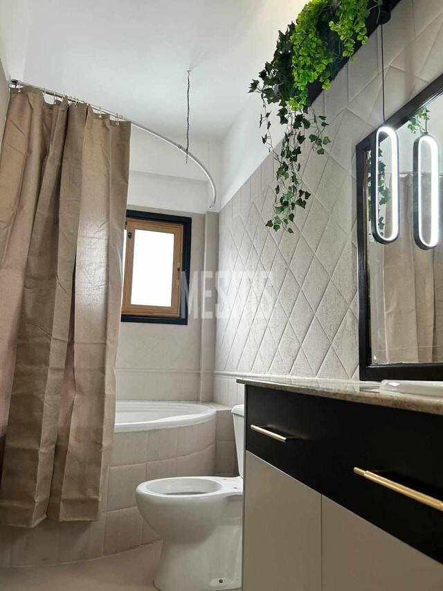 detachedHouse-be2211c6-2a60-454a-968f-a674f10a334f_Wtr.jpg