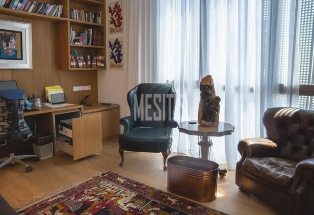 apartment-779e7957-5fe2-418b-a824-57ba61631652_Wtr.jpg