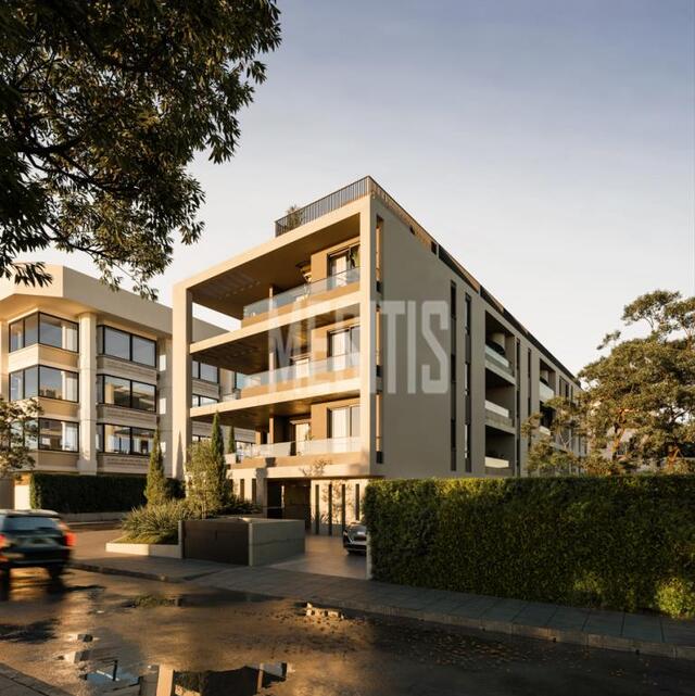 apartment-5ecea14b-cde9-46eb-96ad-7e1362a15436_Wtr.jpg
