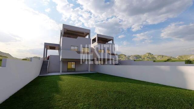 detachedHouse-6c33e999-cafd-4382-a0bd-2817b9f7fc05_Wtr.jpeg