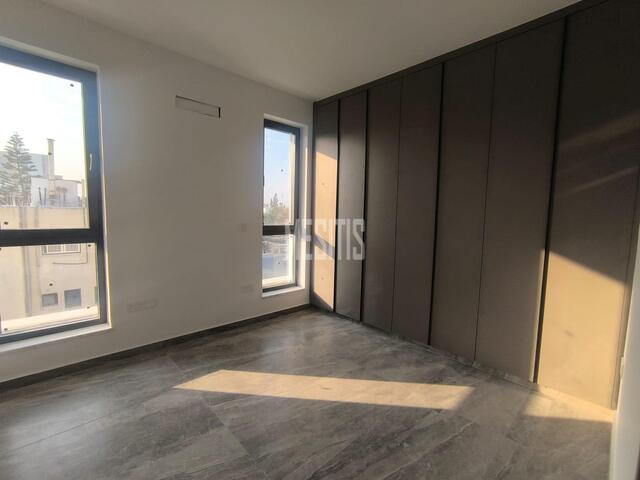 apartment-c60b8725-dd25-4196-9210-42fea03cea27_Wtr.jpg