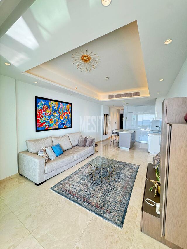 apartment-67406c01-ab88-4139-bd7f-ea6e45030e7e_Wtr.jpg