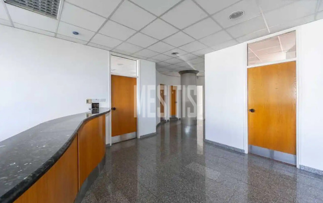 office-ab33c9eb-f46f-494f-b34c-d08f609e6b78_Wtr.png
