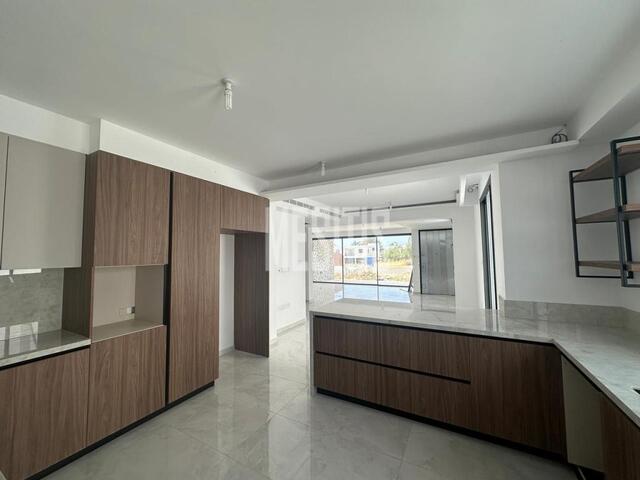 detachedHouse-95d19949-30ff-45be-b6e5-1c7e5eb21156_Wtr.jpg