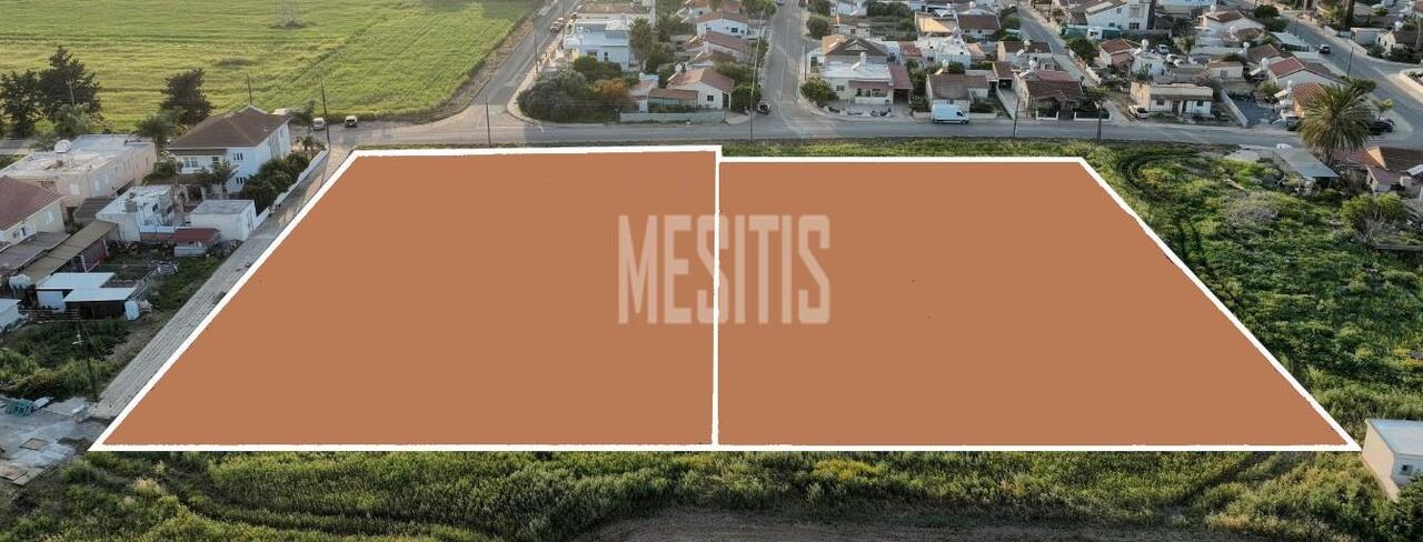 Two Adjacent Residential Fields in Avgorou, Ammochostos – photo 1