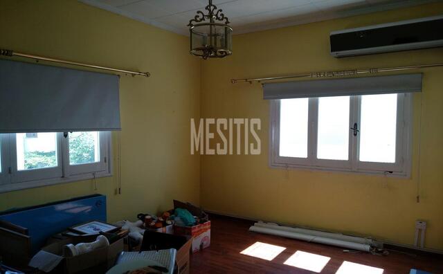 detachedHouse-74ff0cad-1756-4999-a168-f8fa4e2be455_Wtr.jpeg