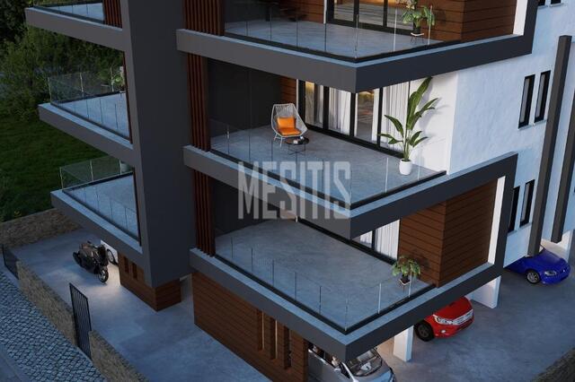 apartment-e62d8044-cf4c-43a8-af3b-c23aada4b684_Wtr.jpg