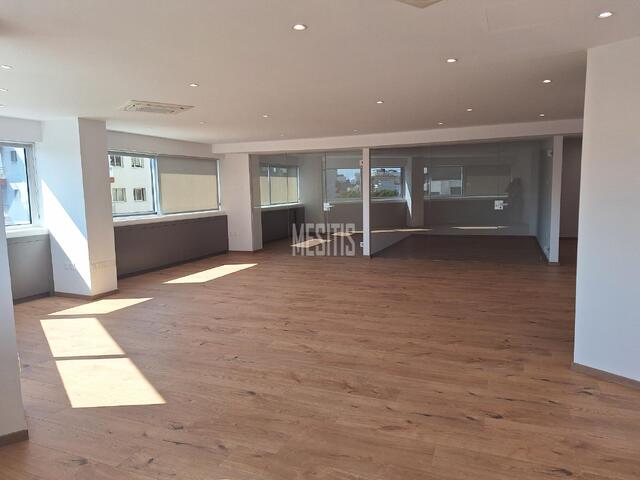 office-f38edcda-9011-4fa1-83a6-7aebe11a1a60_Wtr.jpg