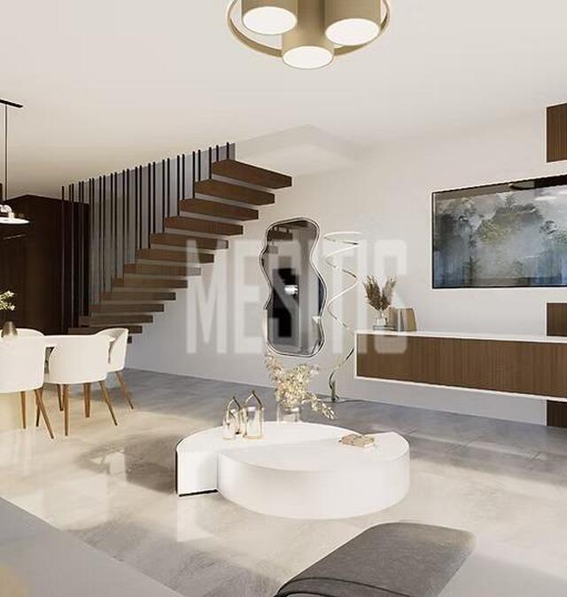 detachedHouse-7abc76cd-9dbf-4588-8483-d2514946f02c_Wtr.jpg