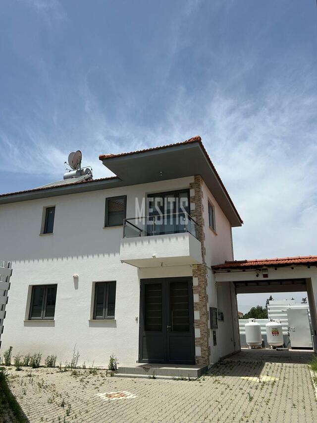 detachedHouse-731f2980-f111-43c8-a12f-0a6982b9480e_Wtr.jpeg