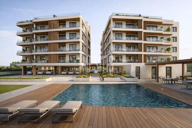 apartment-6fab0b1a-f540-4766-9eee-8f93a8198c86_Wtr.jpg
