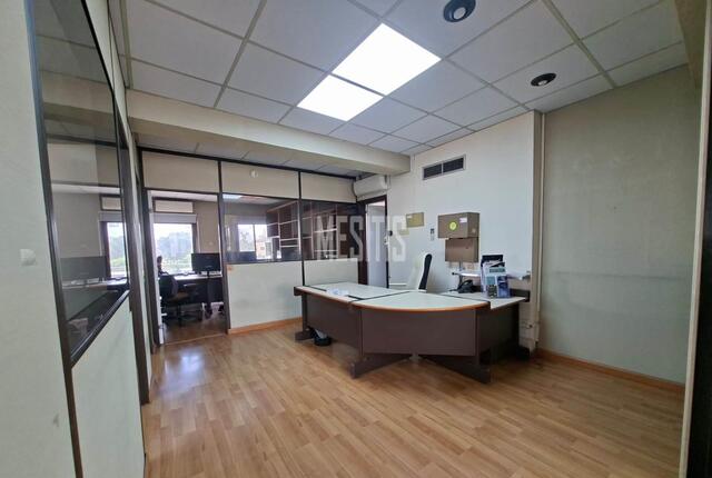 office-adbaead5-ee84-4689-a4b2-56f44f49e3ff_Wtr.jpg
