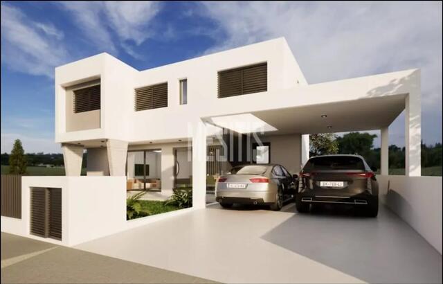 detachedHouse-3fa52f85-6a8a-4c38-9202-f5a820a440c1_Wtr.jpg