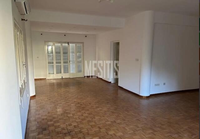 apartment-9c27cb0c-a3c9-4489-a8dc-e61900691c3b_Wtr.jpg