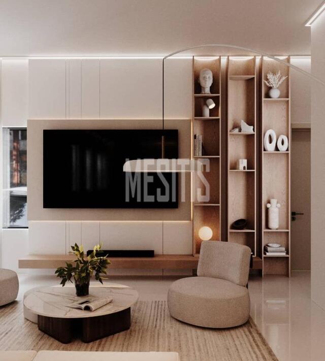 detachedHouse-ed807f6f-aadd-4649-9579-22a2811ebe8b_Wtr.jpg