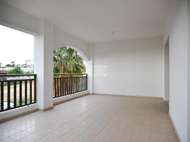 2 bedroom apartment with communal pool for sale in Tersefanou, Larnaca – photo 3