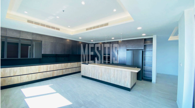apartment-1fda76dd-dd20-4a78-93b0-7a5d5dd900df_Wtr.png