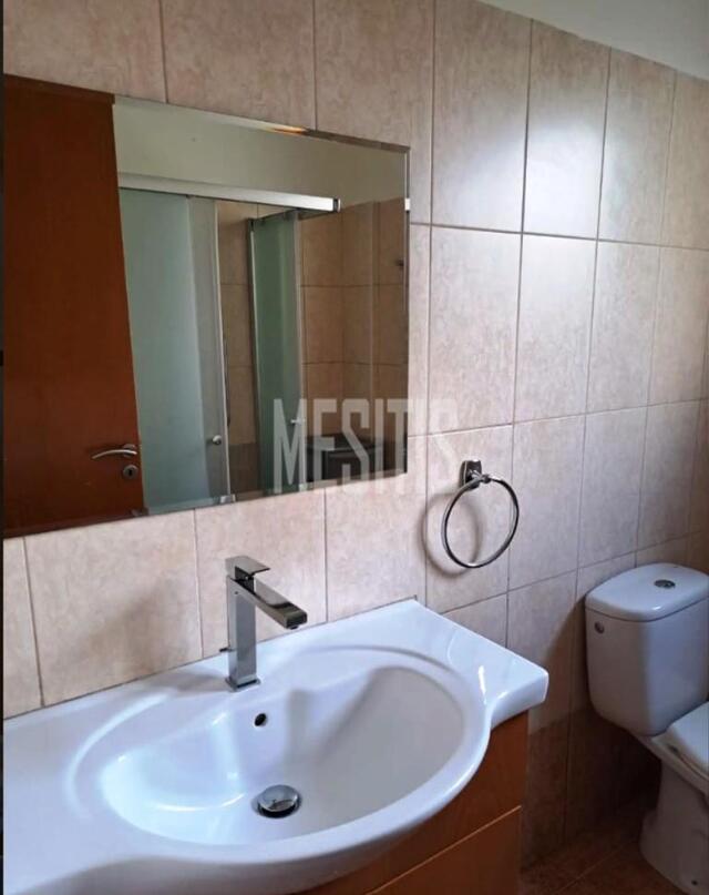 apartment-a3c4d2bd-fda3-414a-bc28-bf85a63337e0_Wtr.jpg