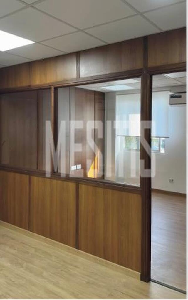 office-658a82f2-250e-42fc-b15a-00ec19e55004_Wtr.jpg