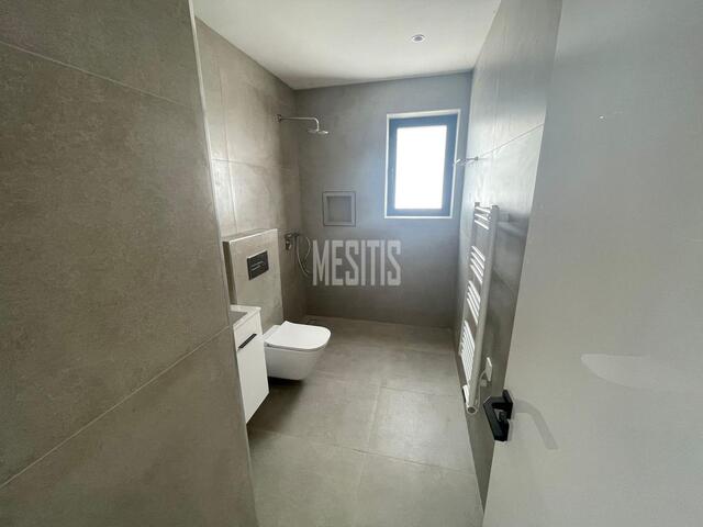 apartment-a08e7ac7-146e-40b9-b6d5-eba5fa6dcb7c_Wtr.jpg