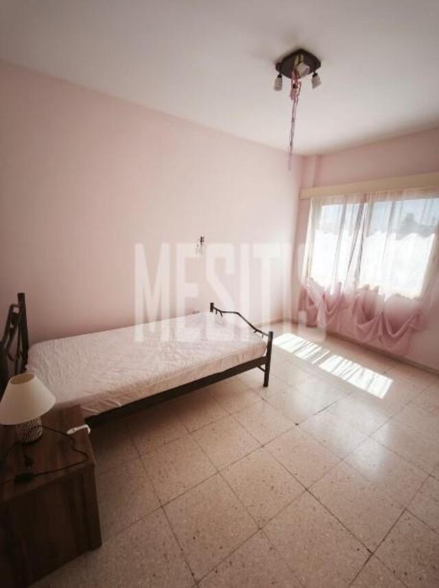 apartment-e12800be-70f7-4907-9329-9541b5048836_Wtr.jpg