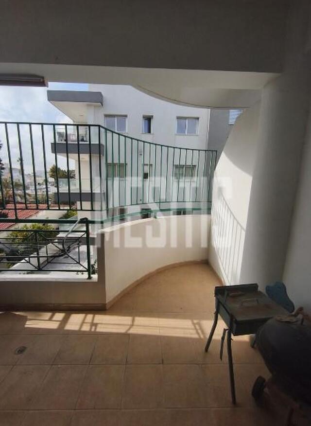 apartment-15fda558-3581-40cd-8e57-7177306ca2a2_Wtr.jpg