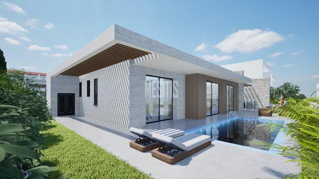 detachedHouse-ac661cbf-fa34-4496-876a-2d09d35814af_Wtr.jpg