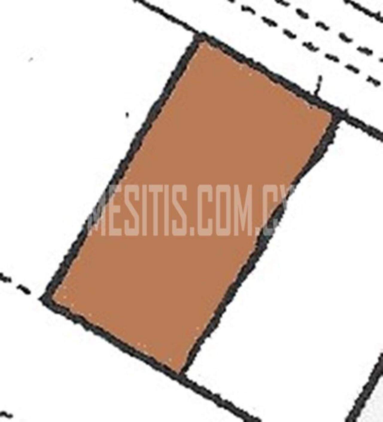 plot-28add470-fac5-4845-8987-f60eb67c8309_Wtr.jpeg