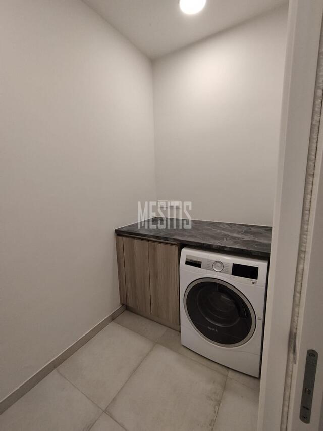 detachedHouse-01adef12-a0f5-41f1-8ada-f26fd5461b4e_Wtr.jpeg