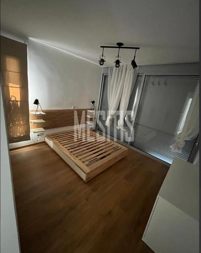 apartment-3d6872a2-38f6-461e-bcd4-8b59b52d068b_Wtr.jpg