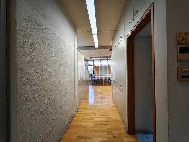 office-be37e303-d534-4a39-a636-9acba28512ee_Wtr.jpg