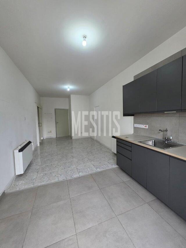 apartment-0149379d-f268-4756-aa27-4d16a54f235d_Wtr.jpg