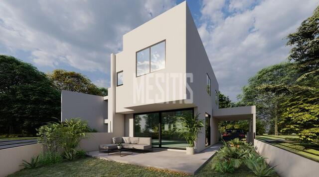 detachedHouse-cd8ef7d4-84e2-4451-a190-1ca61ad7c257_Wtr.jpg