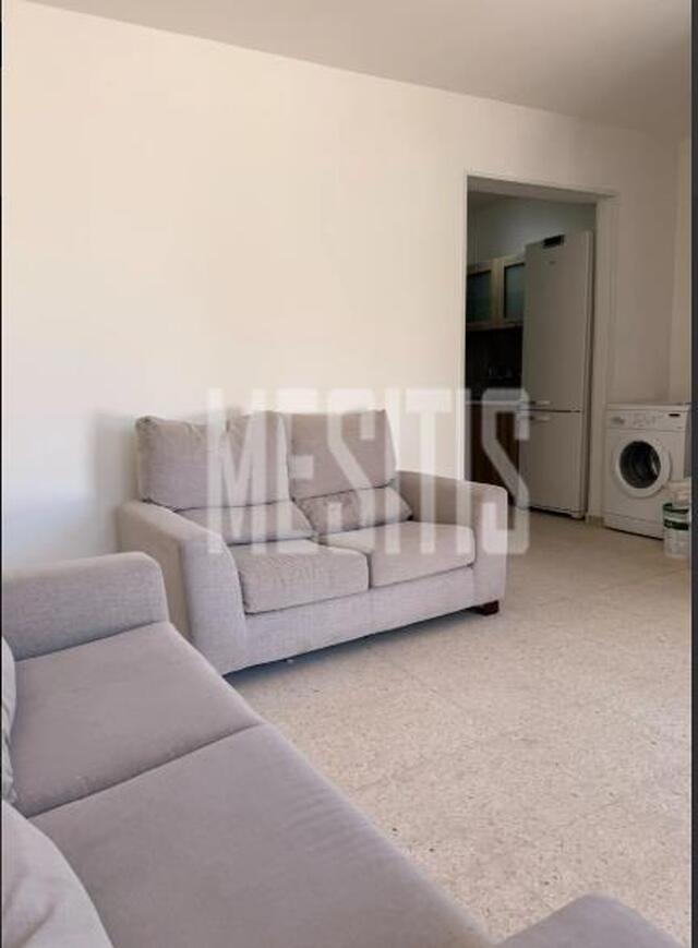 detachedHouse-a3d9de36-1219-44e2-a736-10cdf180ef88_Wtr.jpg