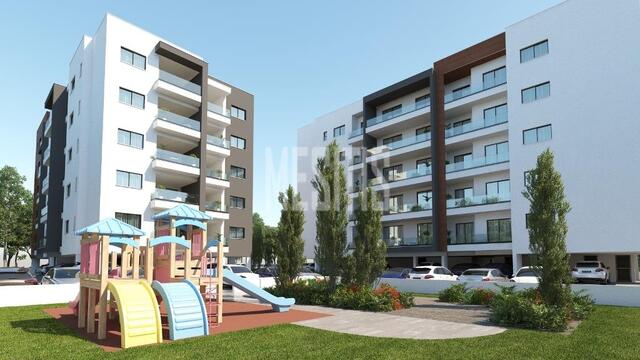 apartment-4fe70477-8192-41d2-96b2-44166eec3e3e_Wtr.jpeg