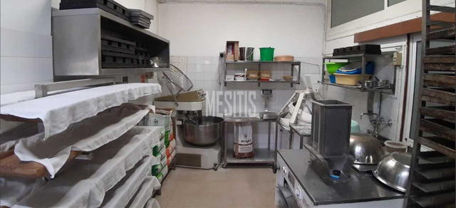 realEstateForBusiness-51d8e4be-4434-44a5-a428-61762960fbb9_Wtr.png