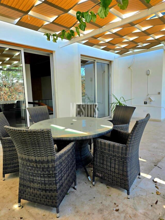 detachedHouse-fc617236-937e-4d14-83b7-b2300803f0f0_Wtr.jpg