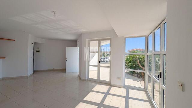 3 Bedroom Semi Detached House for Sale in Chloraka, Pafos – photo 2