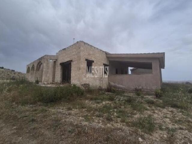 4 Bedroom Incomplete House for Sale in Psathi, Pafos – photo 2