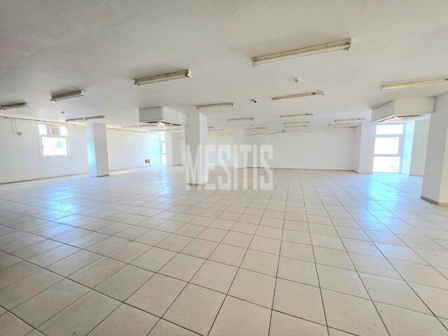 office-31a69cd3-b84b-407d-ace7-8f7e0f5401b6_Wtr.jpg