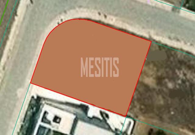 plot-19b990e2-7343-4f8f-abfc-62fbec5ddb47_Wtr.jpg