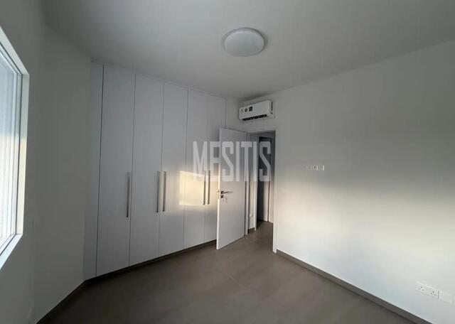 apartment-3067c1b1-90e5-45a4-8d02-b03d4ff2159a_Wtr.jpg