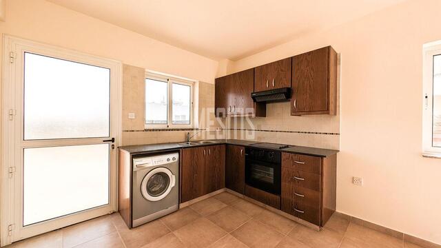 detachedHouse-636dd6c0-7bd2-45fe-bb25-cd0ab26fd677_Wtr.jpg