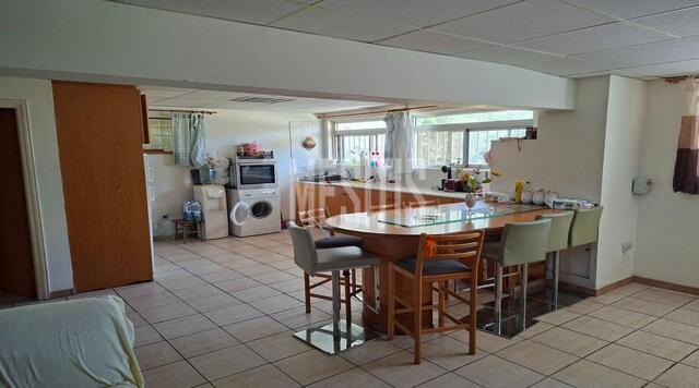 apartment-618cbc3e-895f-48d2-b4d8-8b9ad15b4723_Wtr.jpg